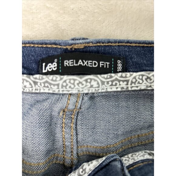 2 Lee Denim Capri Shorts Women’s Size 10 Pants Jeans Classic Relaxed Blue Black - Picture 12 of 14